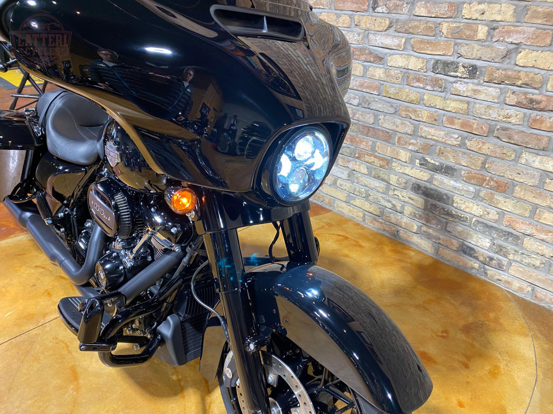 2023 Harley-Davidson Street Glide Special