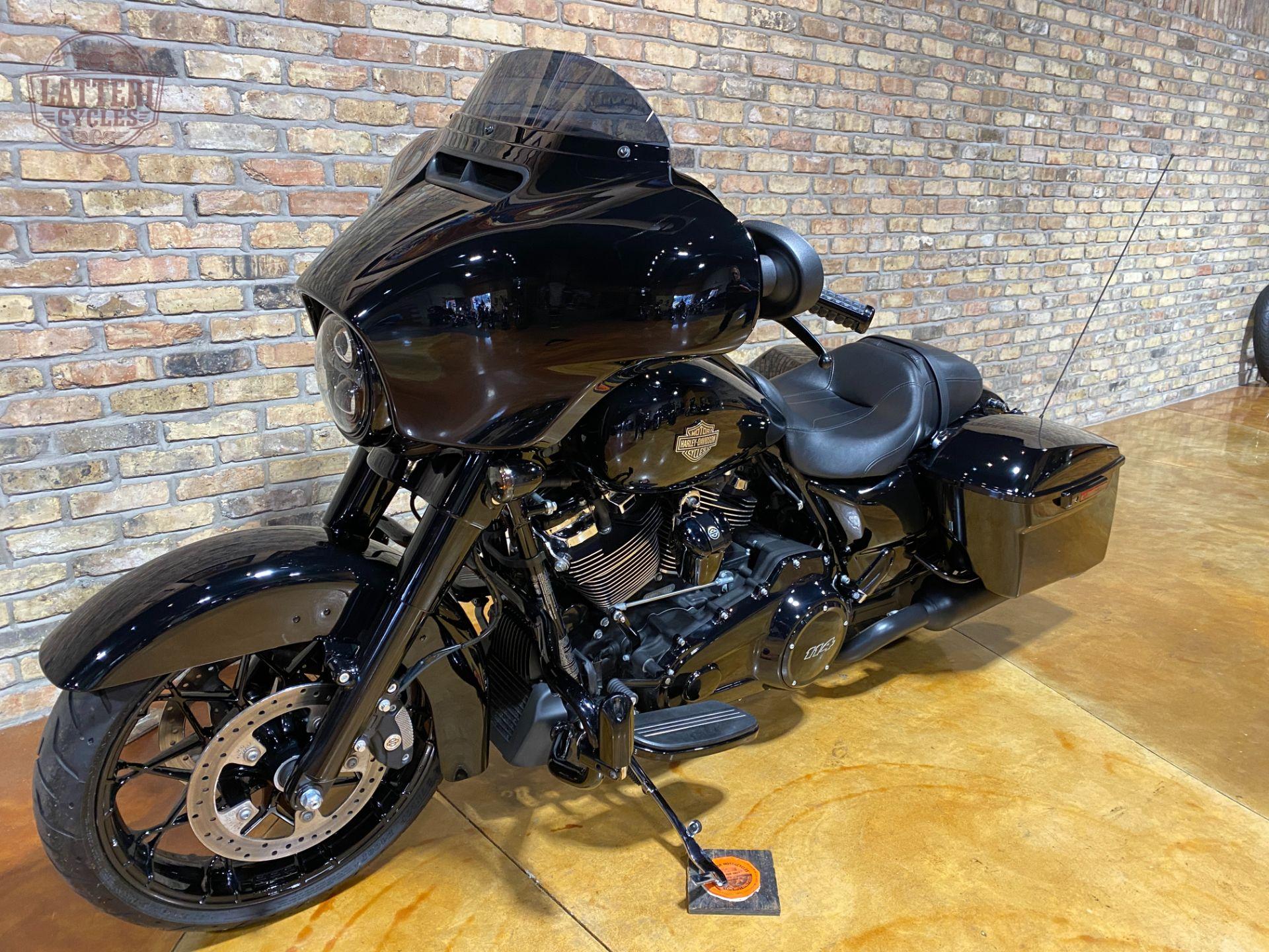 2023 Harley-Davidson Street Glide Special