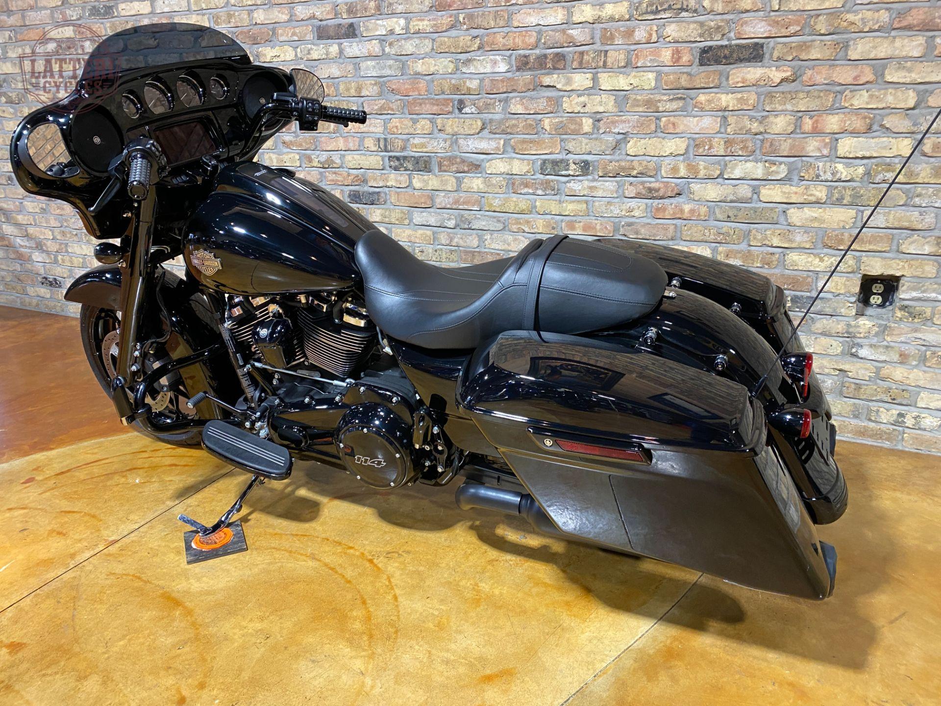 2023 Harley-Davidson Street Glide Special