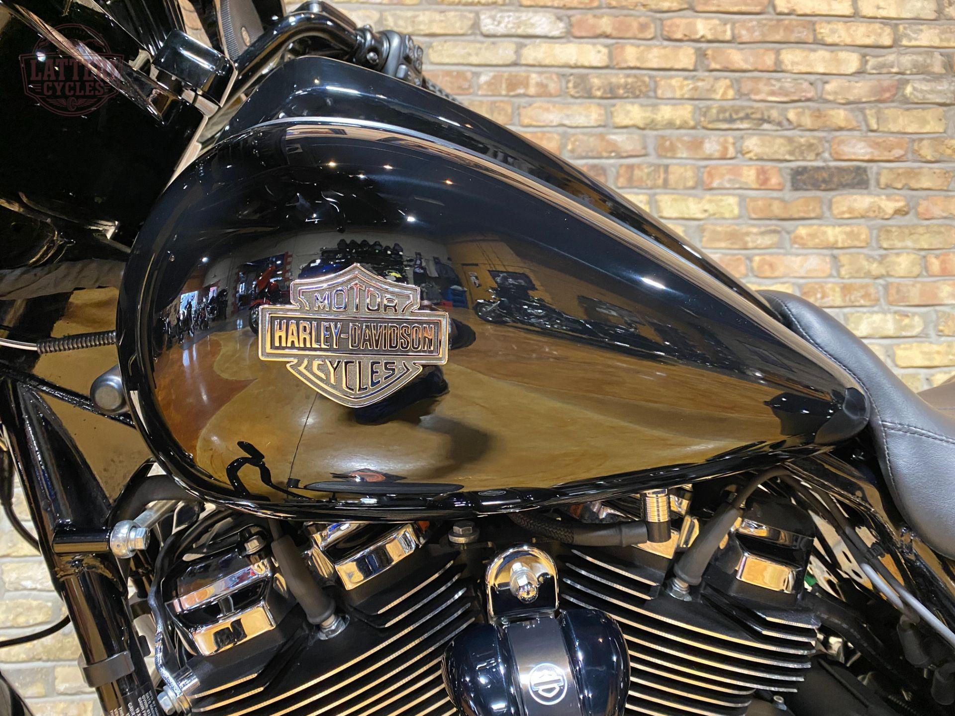 2023 Harley-Davidson Street Glide Special