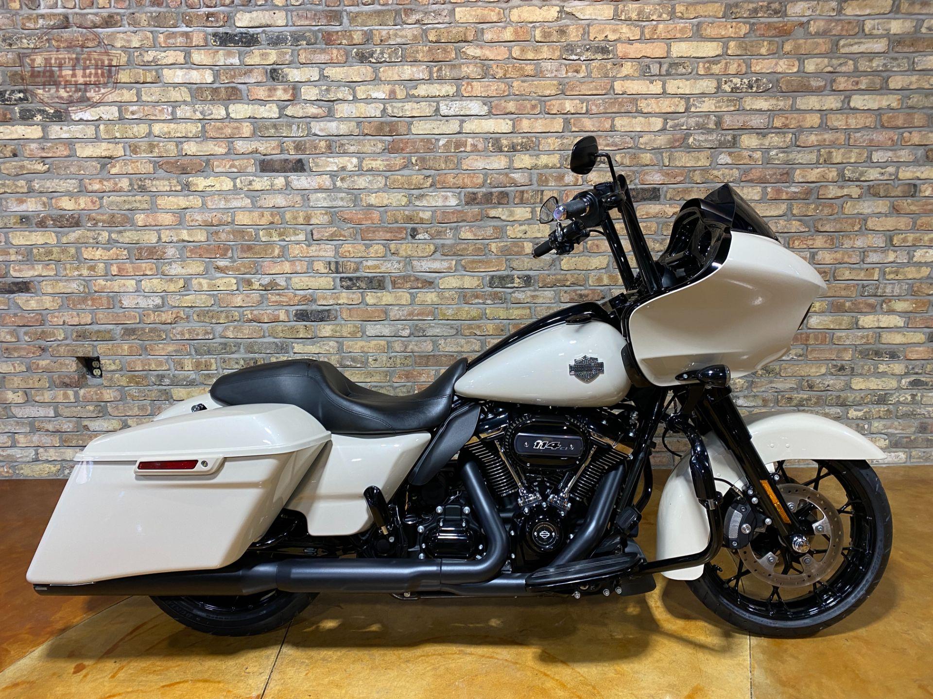 2022 Harley-Davidson Road Glide Special