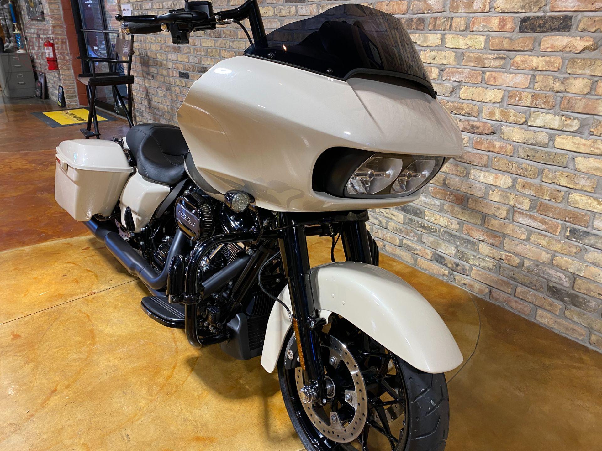 2022 Harley-Davidson Road Glide Special