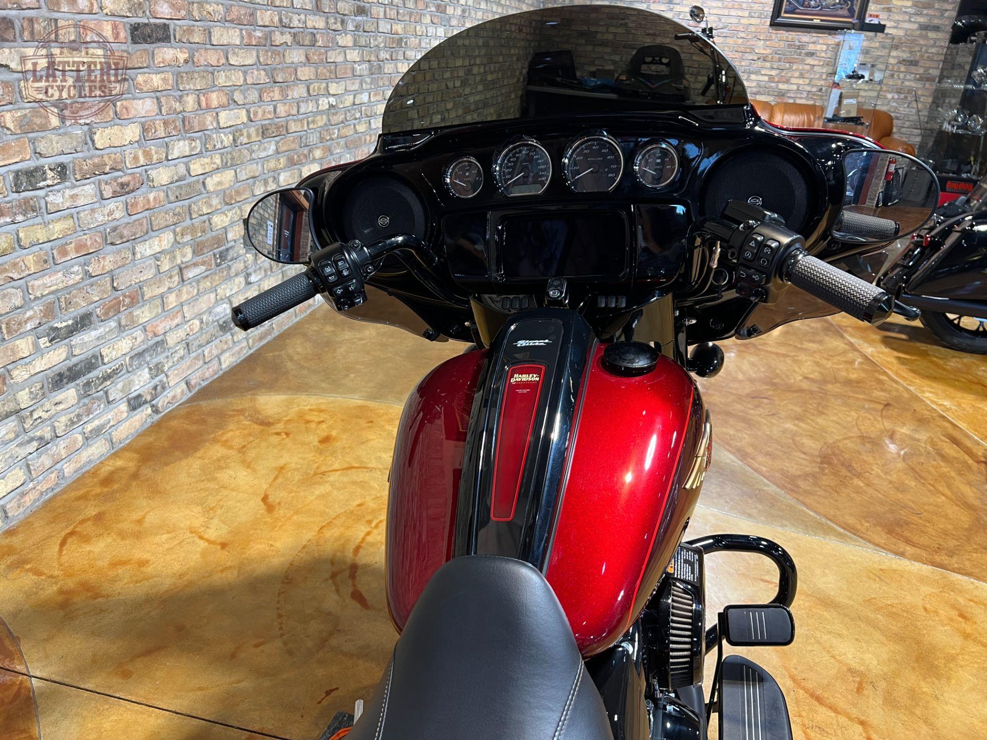 2023 Harley-Davidson Street Glide Anniversary