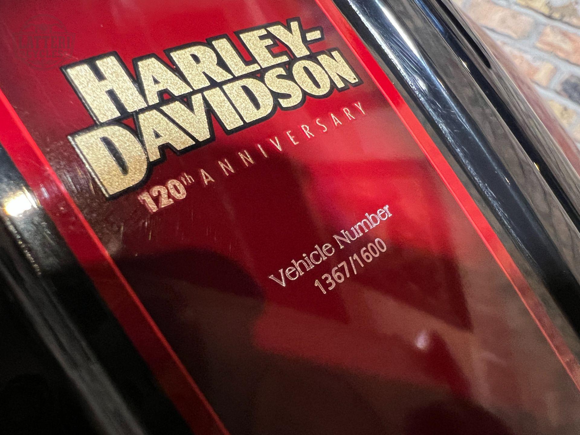 2023 Harley-Davidson Street Glide Anniversary