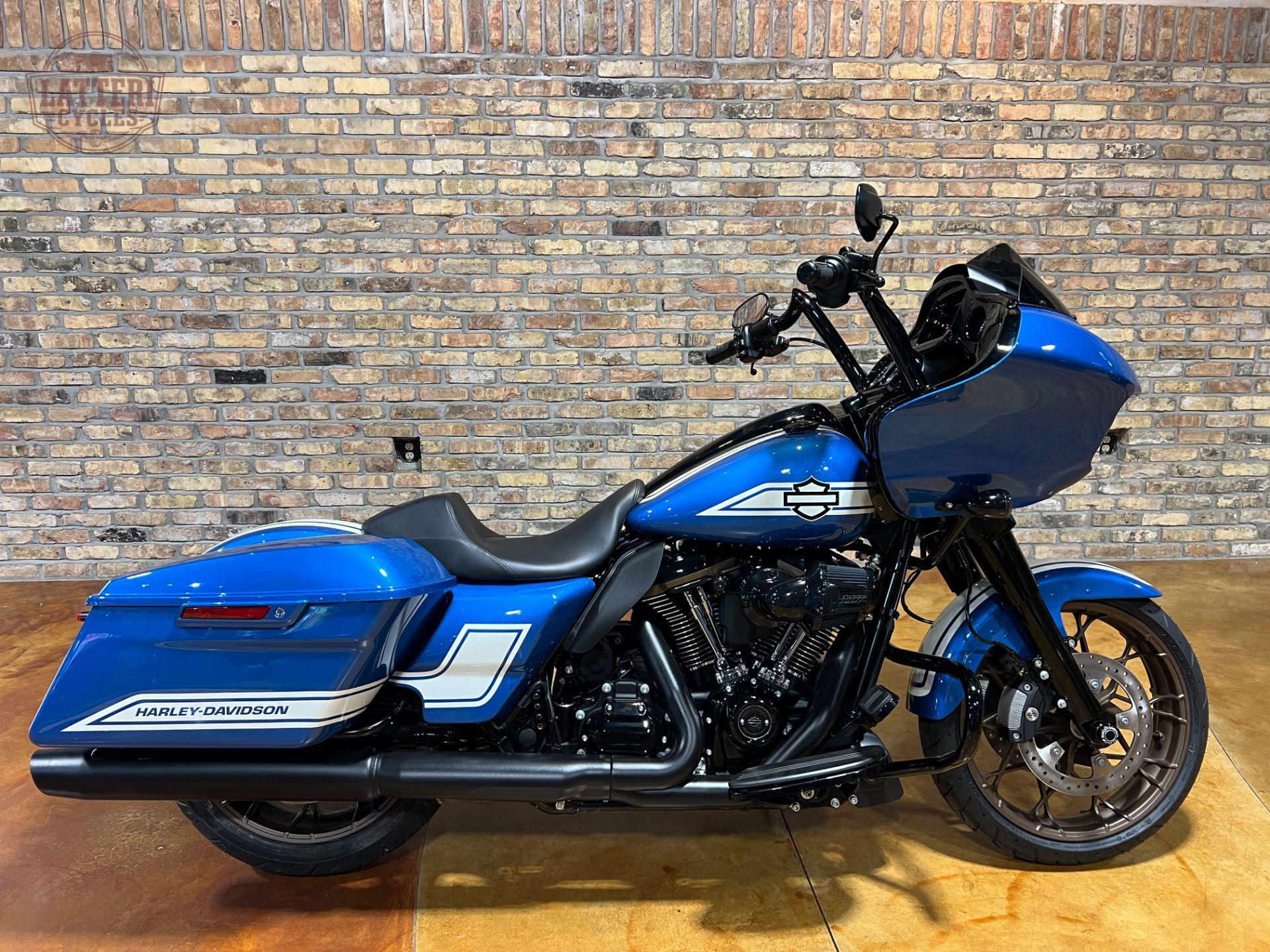 2023 Harley-Davidson Road Glide ST alt