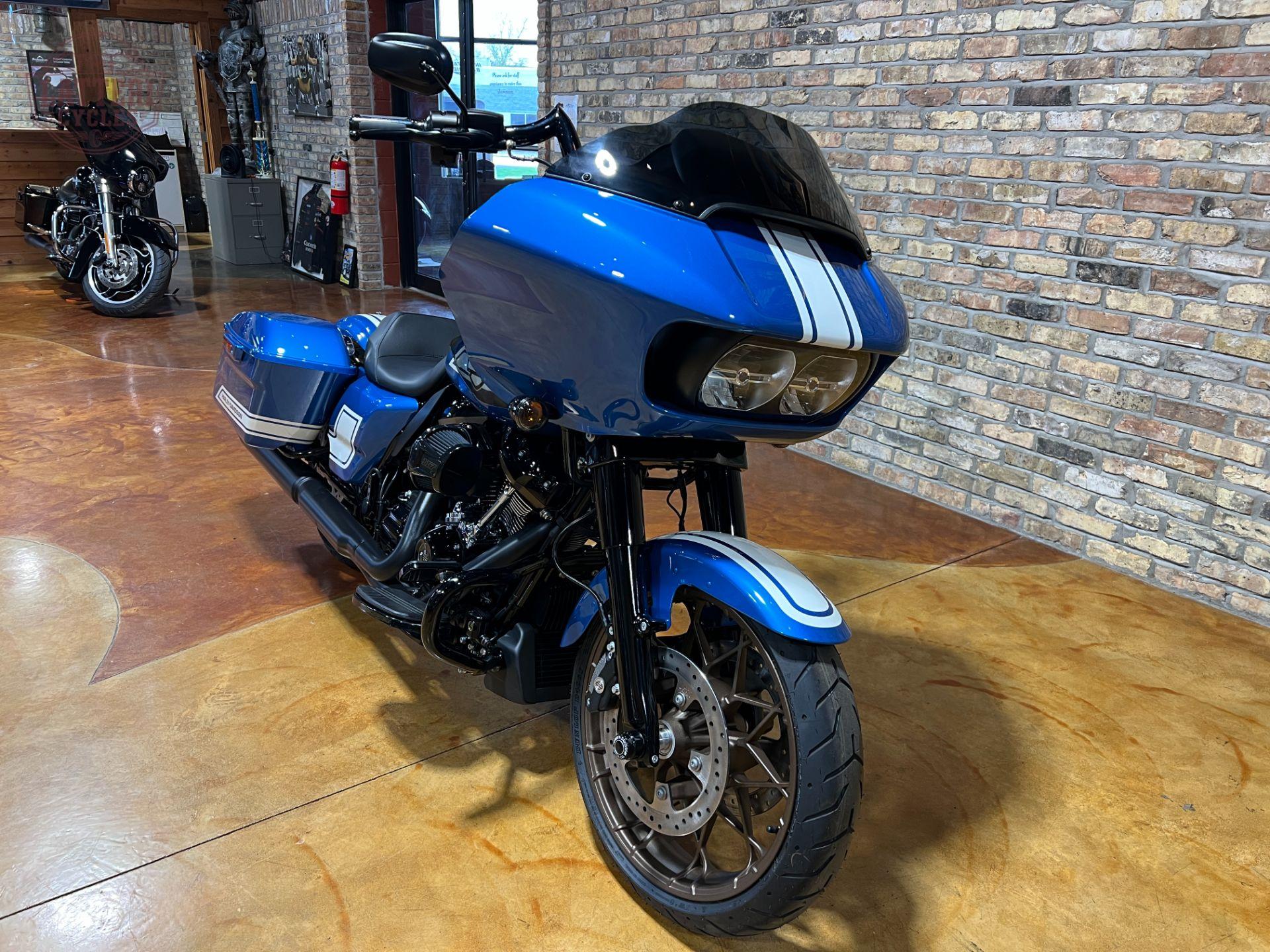 2023 Harley-Davidson Road Glide ST
