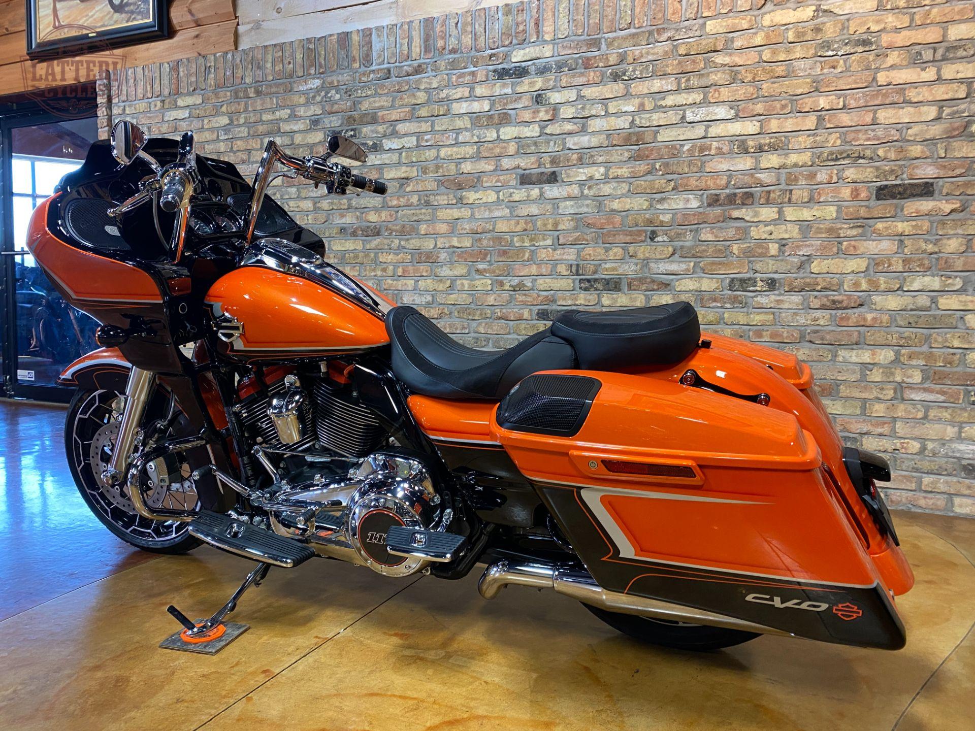 2022 Harley-Davidson CVO Road Glide